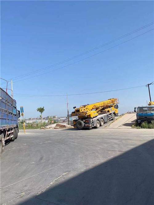 柏乡县25吨吊车的租赁价格大概是多少？