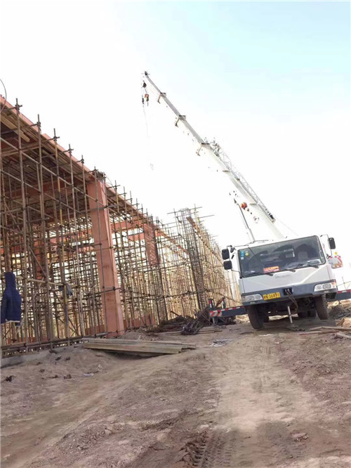 柏乡县吊车作业的安全注意事项有哪些？